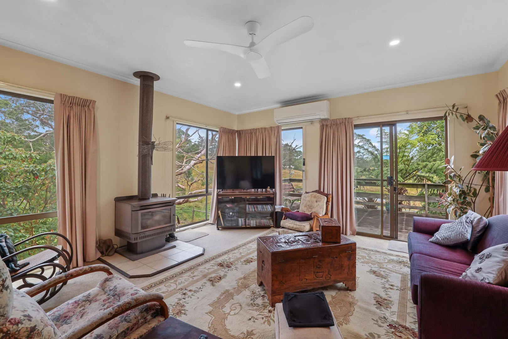 29 Hall Rd, Buffalo VIC 3958 photo 2