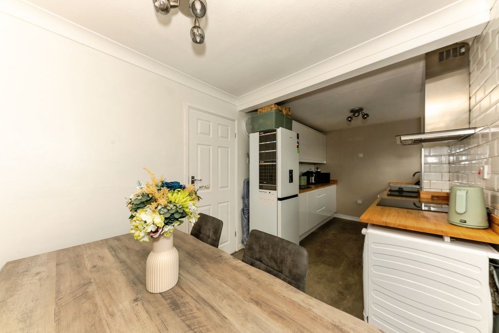 Additional image 6 of 3 bed semi-detached house for saleLabrador Drive, Broughton, Brigg DN20