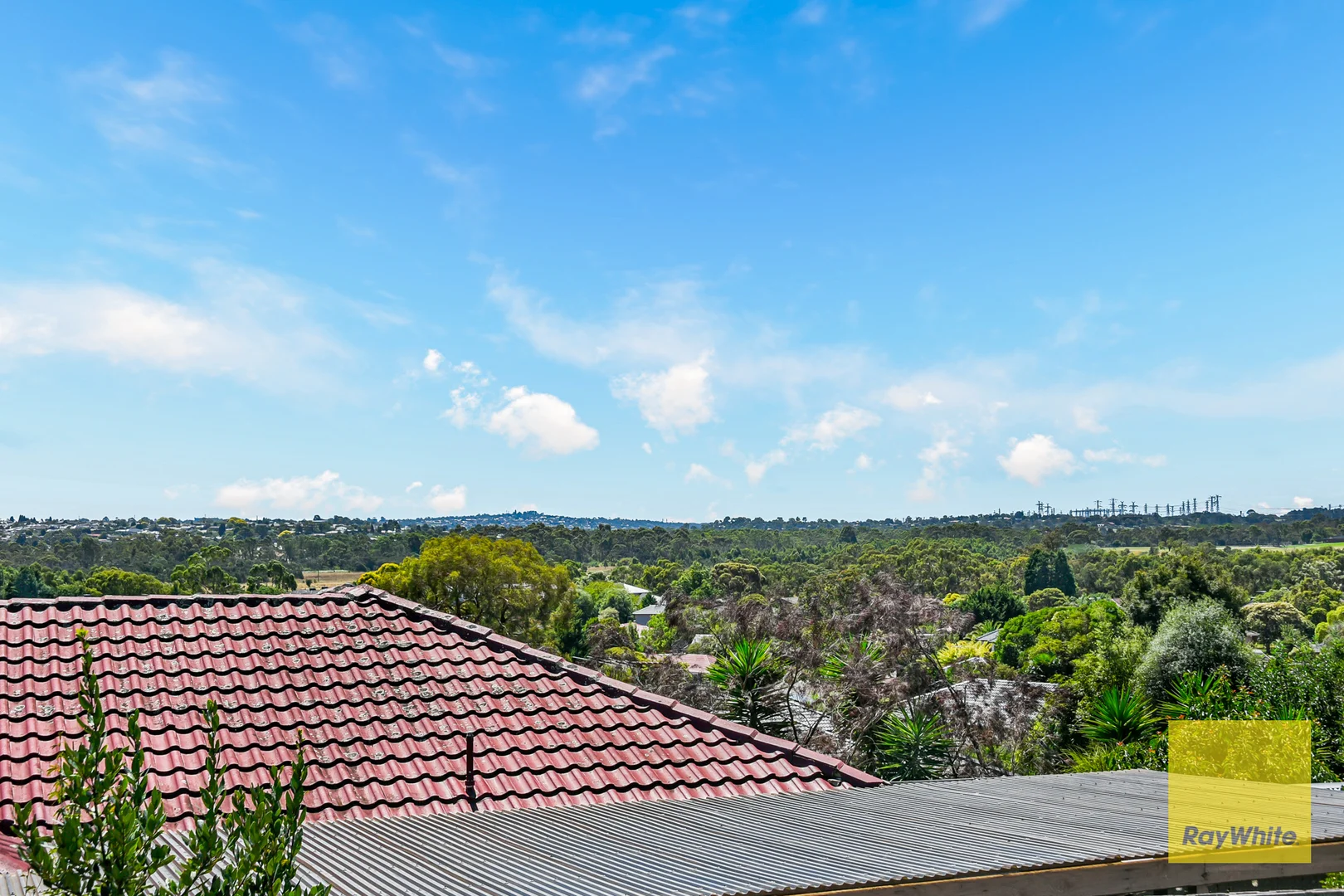 Additional image 15 of 1 Rapanea Court, Endeavour Hills VIC 3802