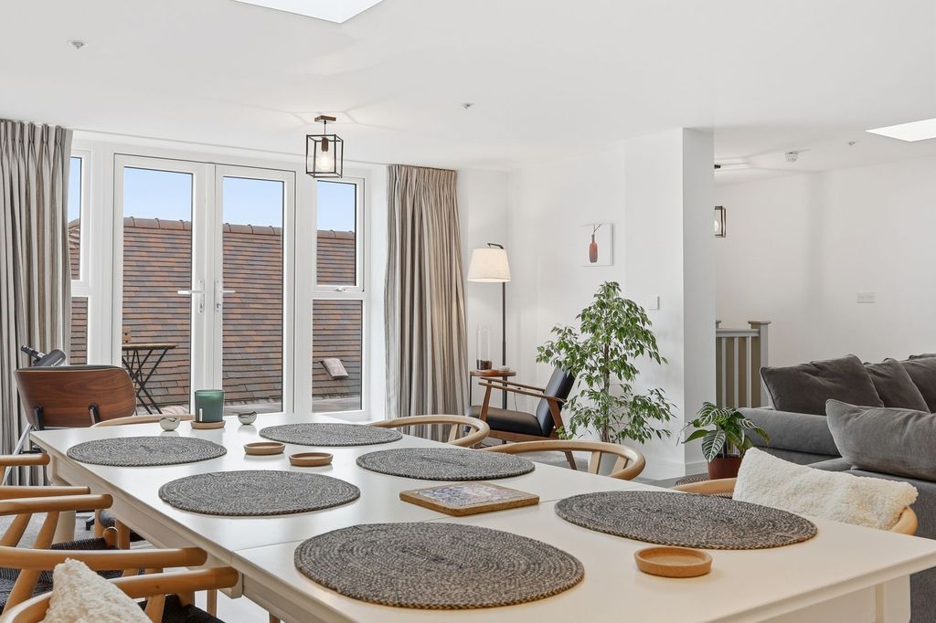 Additional image 13 of 2 bed flat for saleGrundisburgh Road, Woodbridge IP12