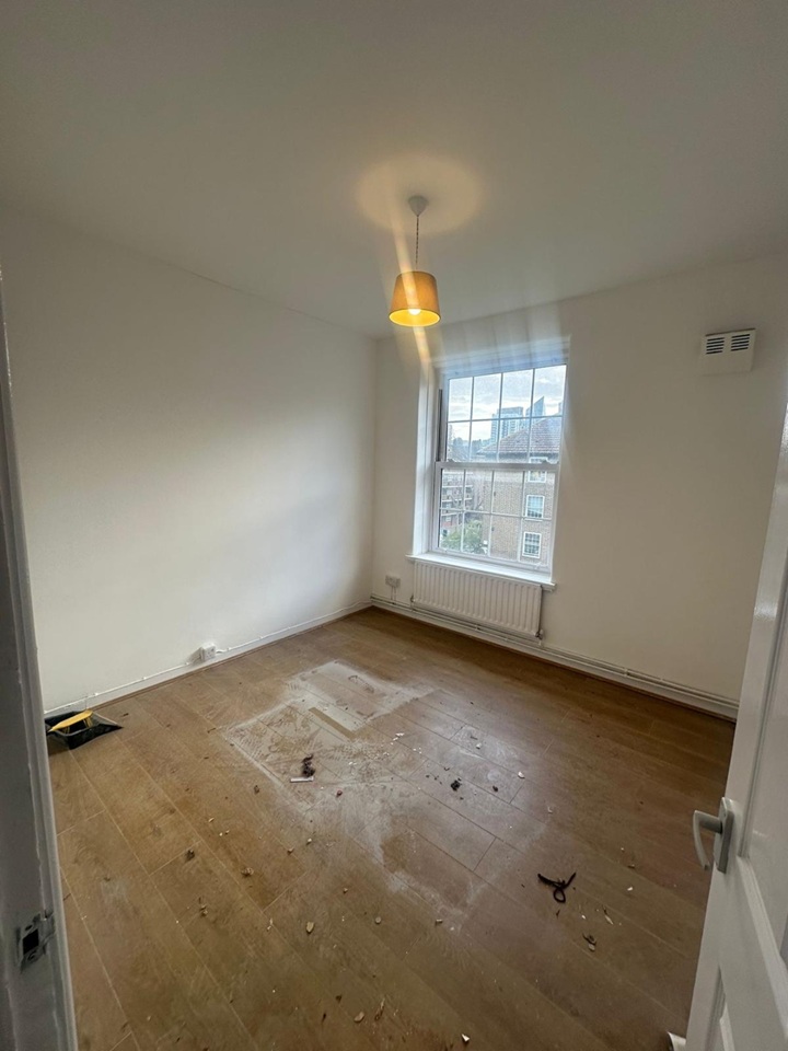 Room in a Shared Flat, Chicksand St, E1, N1 7GU photo 3