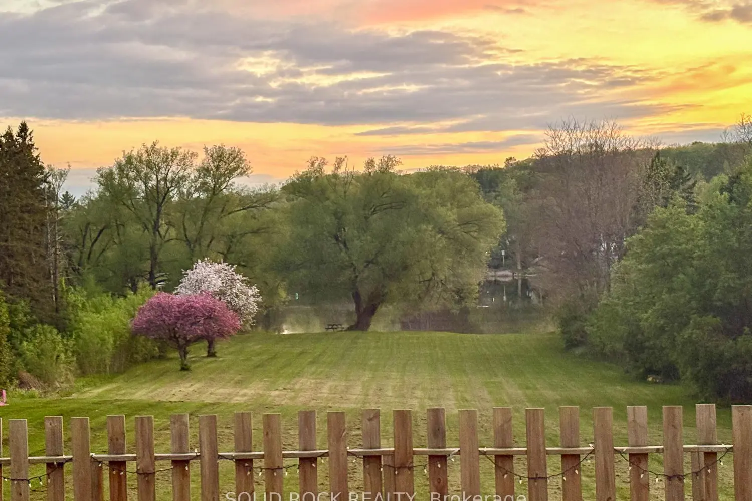 724 River Road photo 2