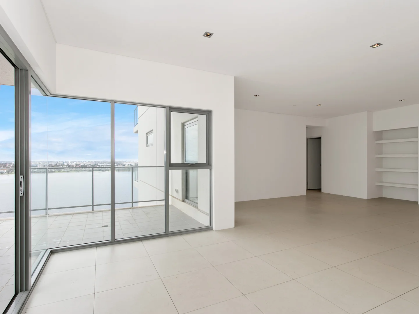2202/237 Adelaide Terrace, Perth WA 6000 photo 2