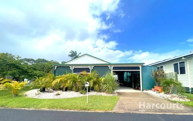 H27/208 Elizabeth Street, Urangan QLD 4655