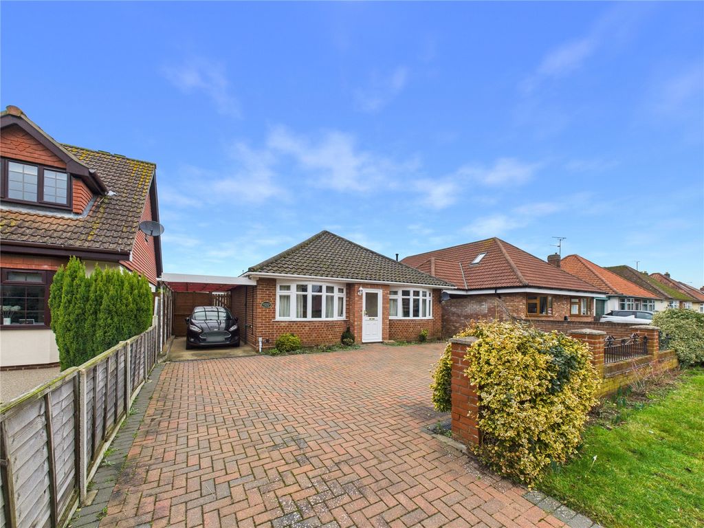 3 bed bungalow for saleMain Road, Martlesham, Woodbridge, Suffolk IP12