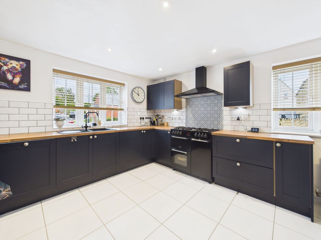 Additional image 4 of 4 bed detached house for saleWhittlewood End, Silverstone NN12