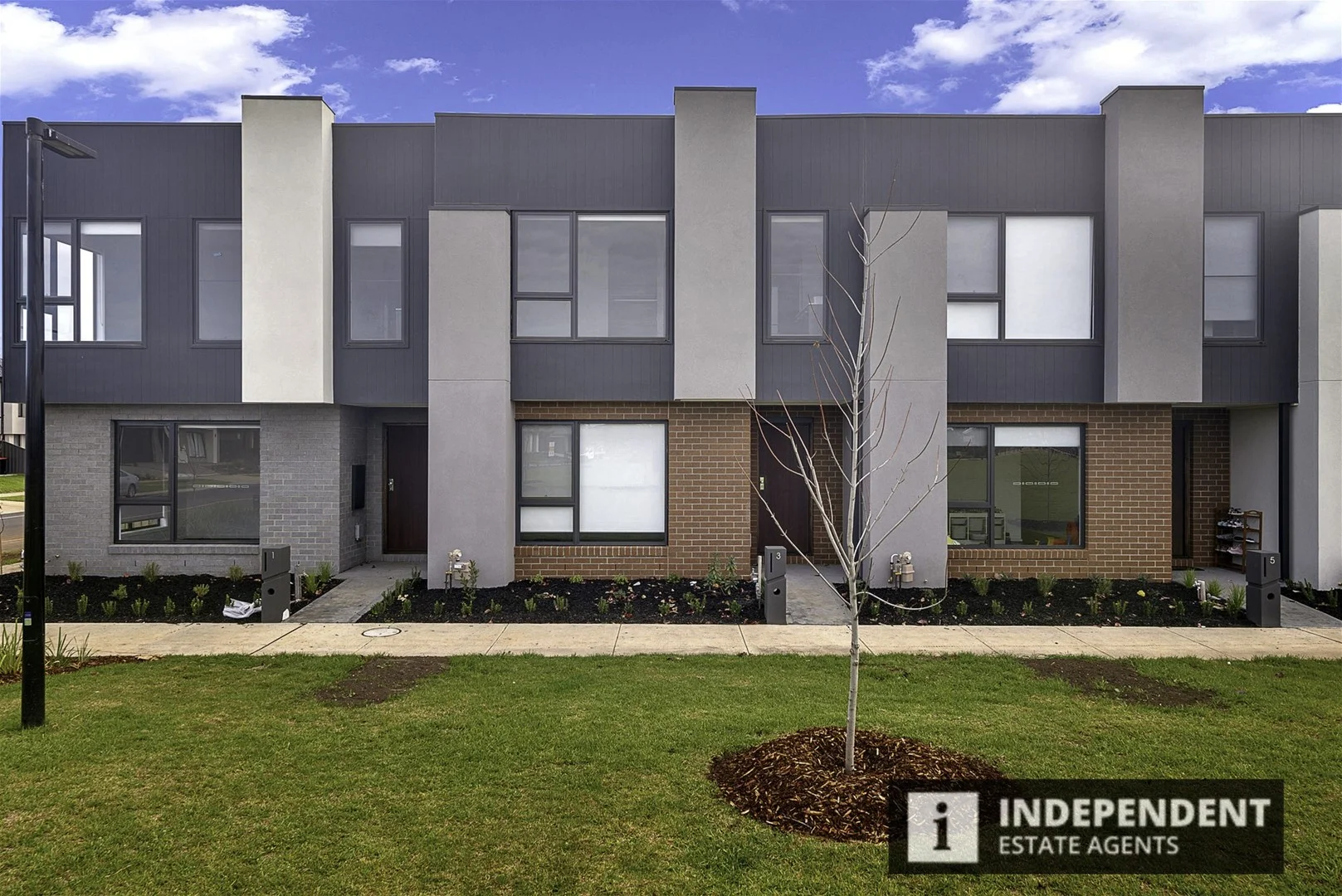 3 Odin walk, Melton South VIC 3338