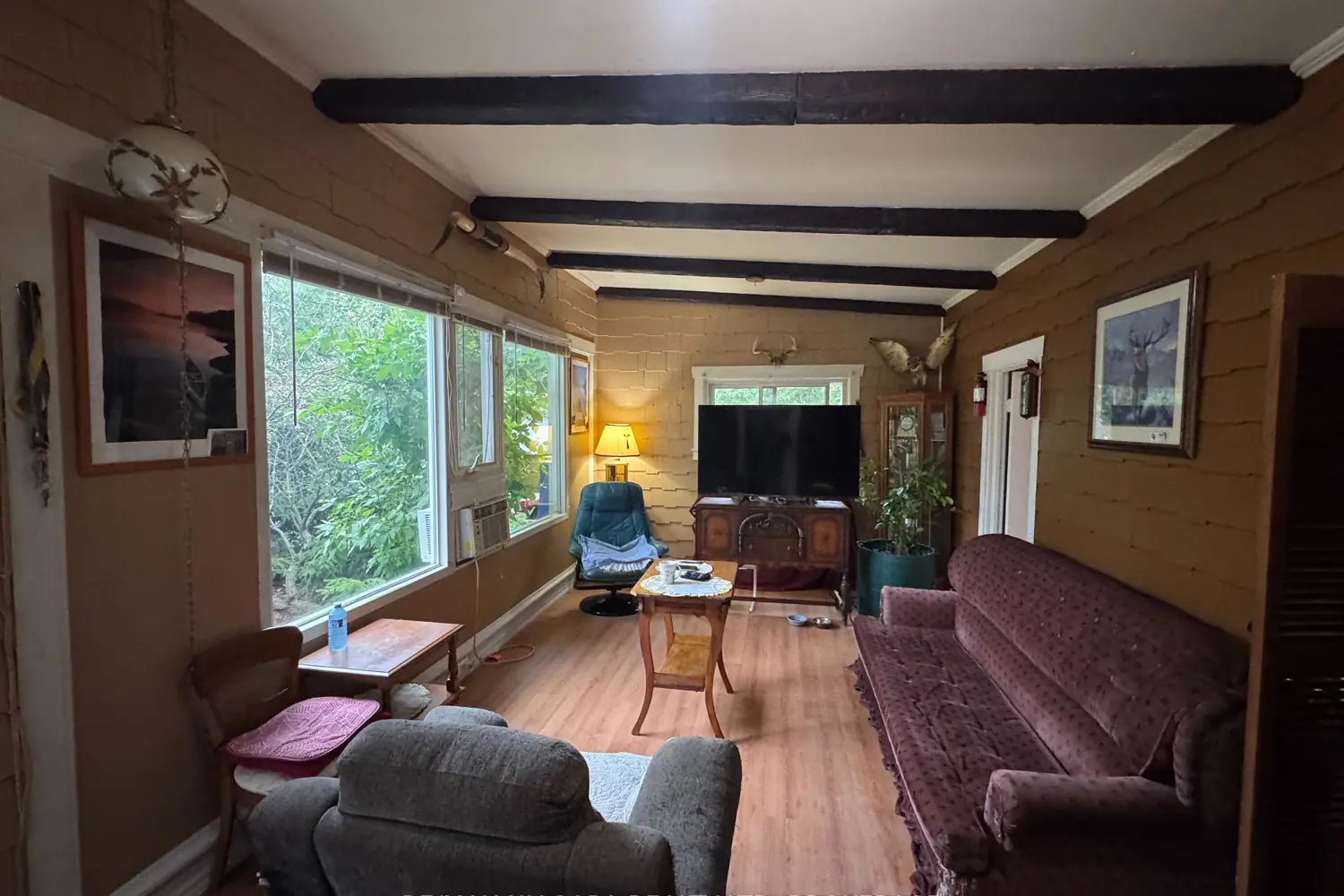 1640 Dominion Road photo 2