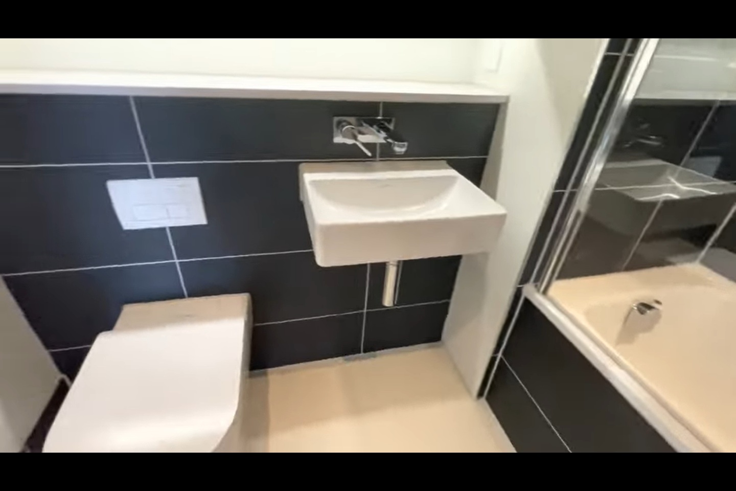 Additional image 6 of 2 Bed Flat, Aspin Lane, M4, N1 7GU