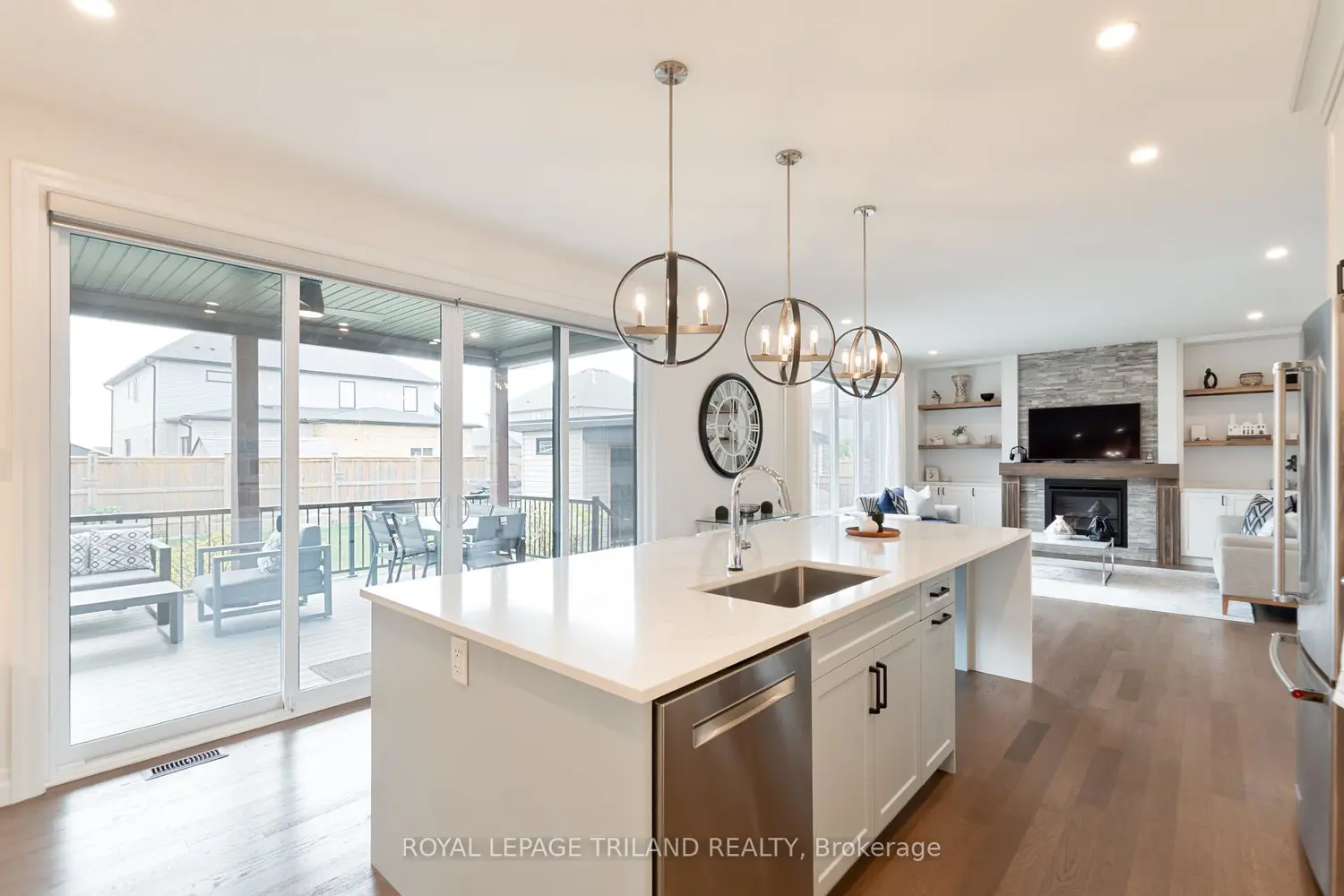 6447 Storey Chase photo 5