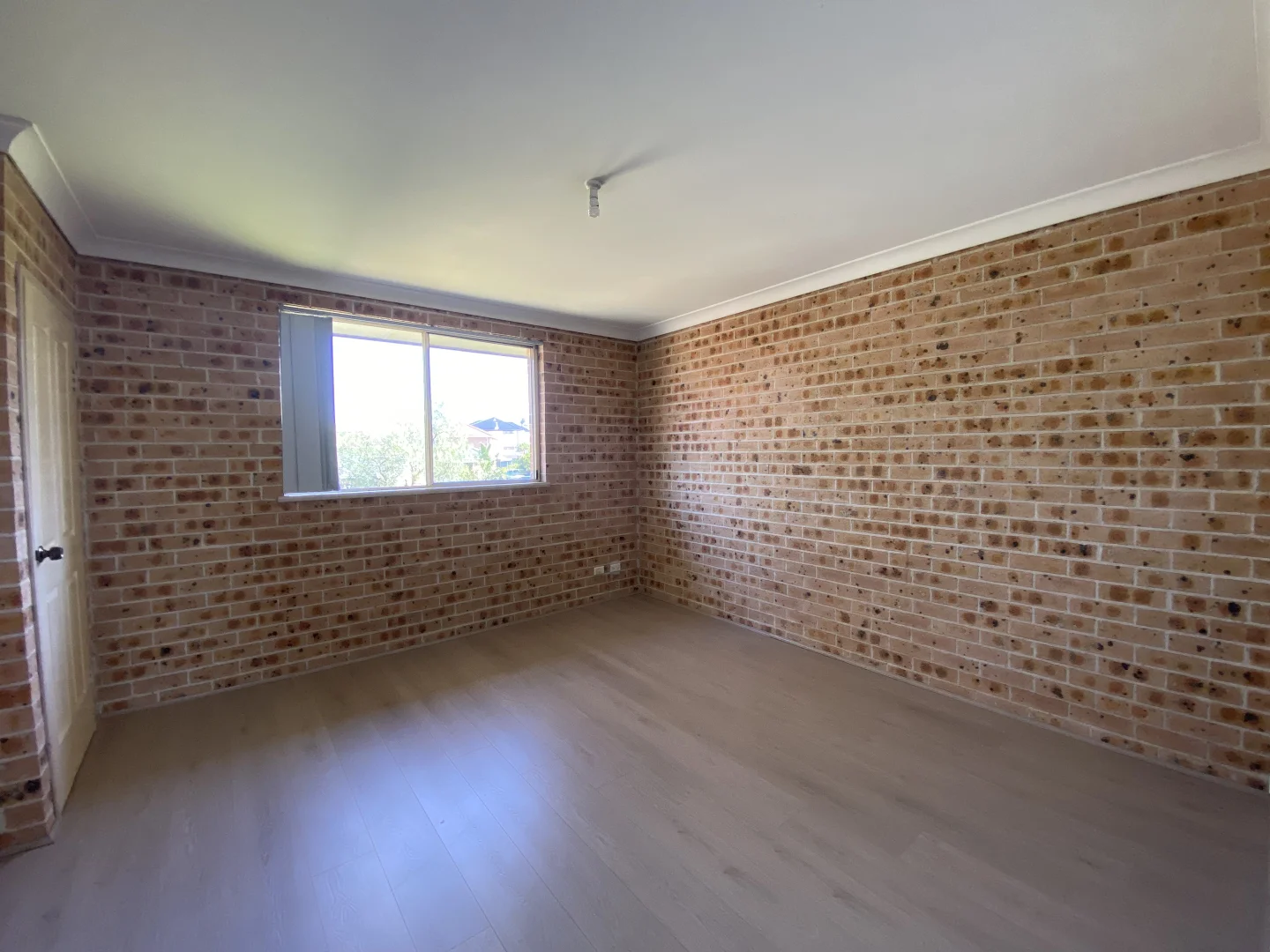 Additional image 5 of 11 Hollydene Crescent, Edensor Park NSW 2176