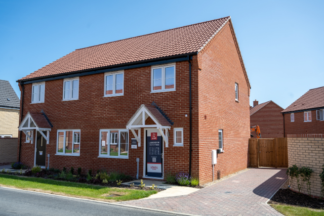 3 bed semi-detached house for saleHunstanton PE36