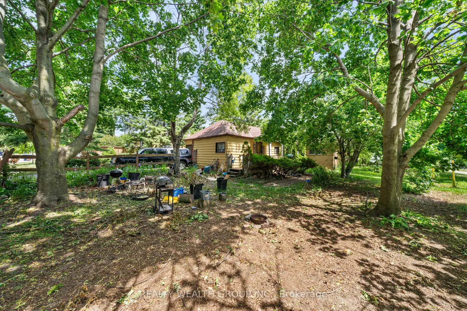 Additional image 2 of 4450 Lawrence Avenue