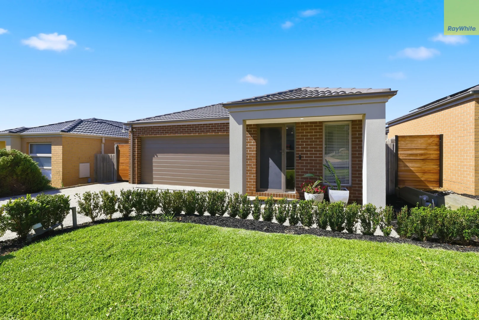 55 Cromarty Circuit, Darley VIC 3340 photo 2