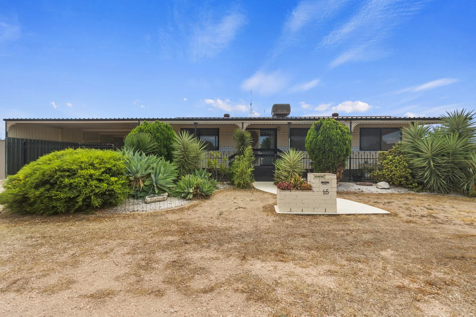 15 Haven Road, Moonta Bay SA 5558