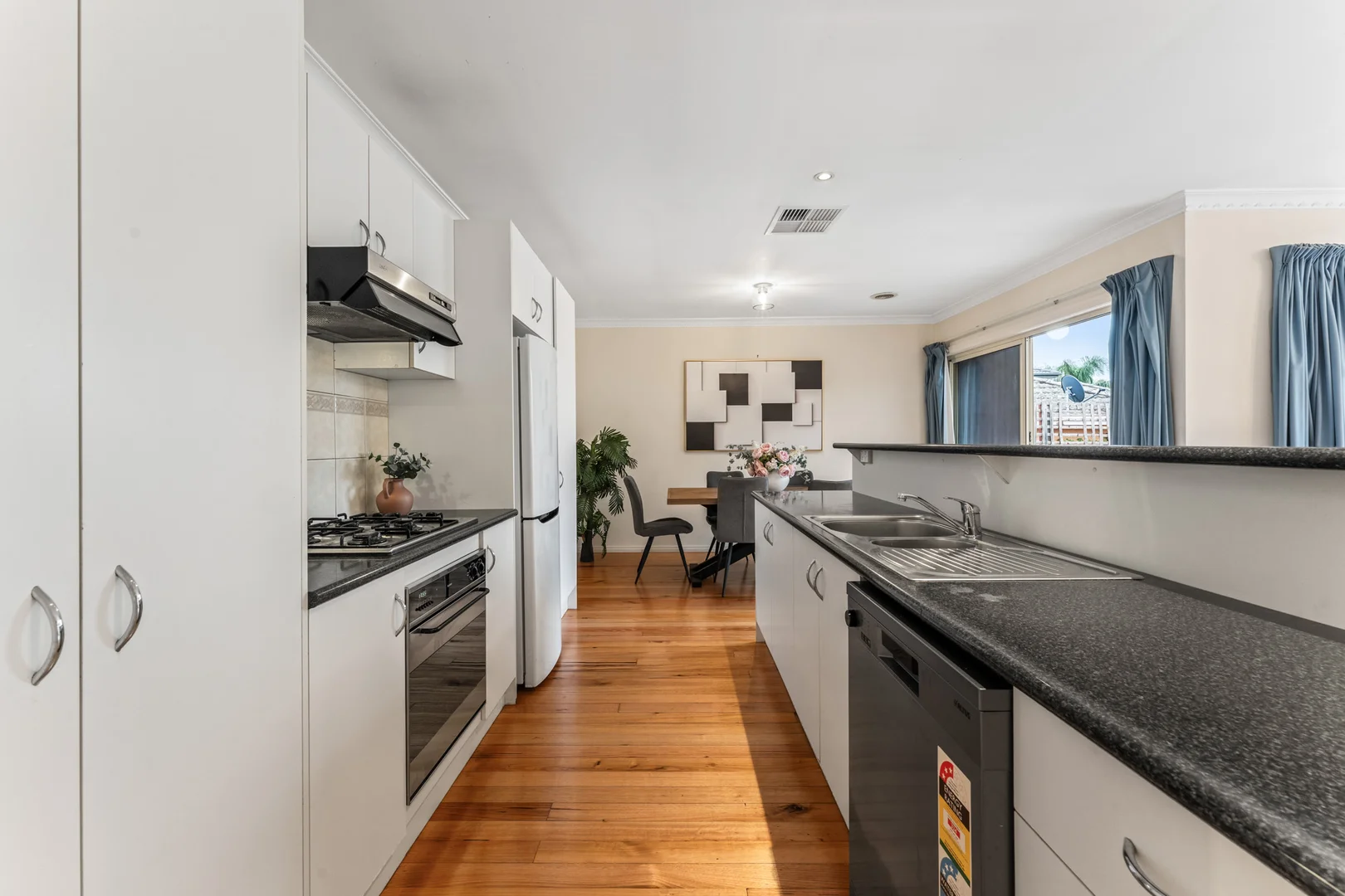 Additional image 6 of 25 Summit Road, Burwood VIC 3125