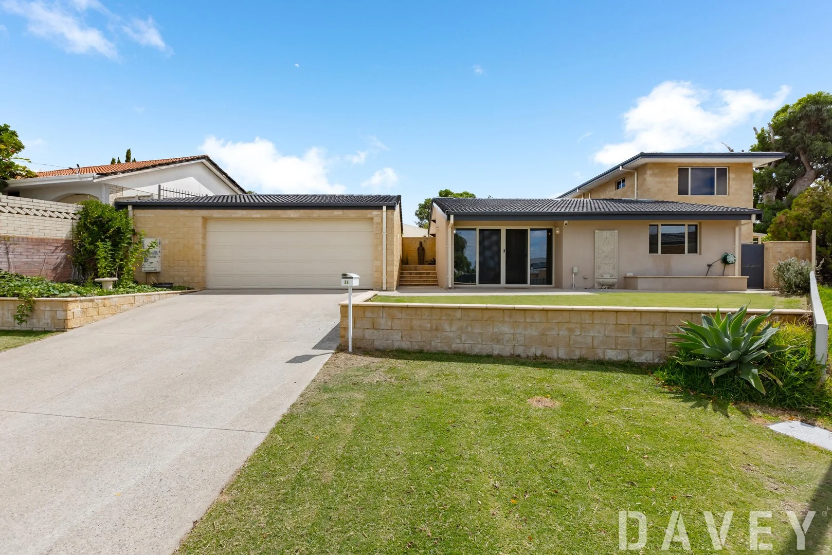 24 Kennedy Way, Padbury WA 6025