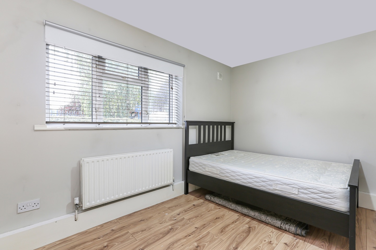 Additional image 3 of 4 Bed Flat, Fender Court, SW4, N1 7GU