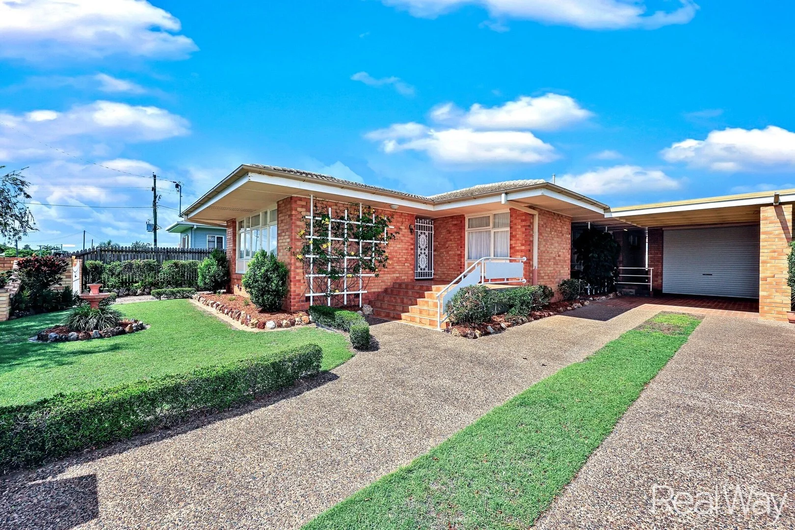 190 Walker Street, Svensson Heights QLD 4670