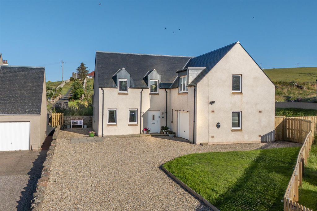 5 bed detached house for sale4 Greystonelees Steading, Eyemouth TD14