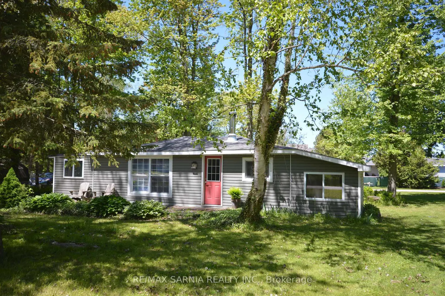 6208 London Road photo 3