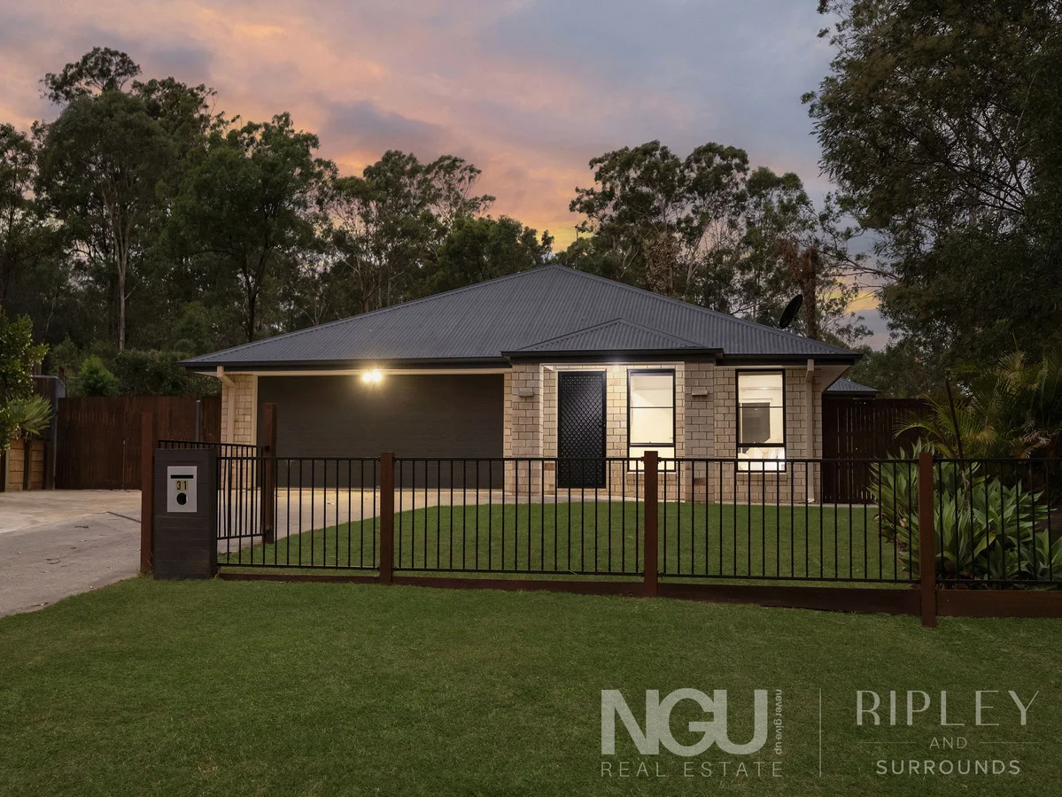 31 Shiloh Court, Pine Mountain QLD 4306