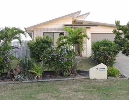 7 Lance Street, Bucasia QLD 4750