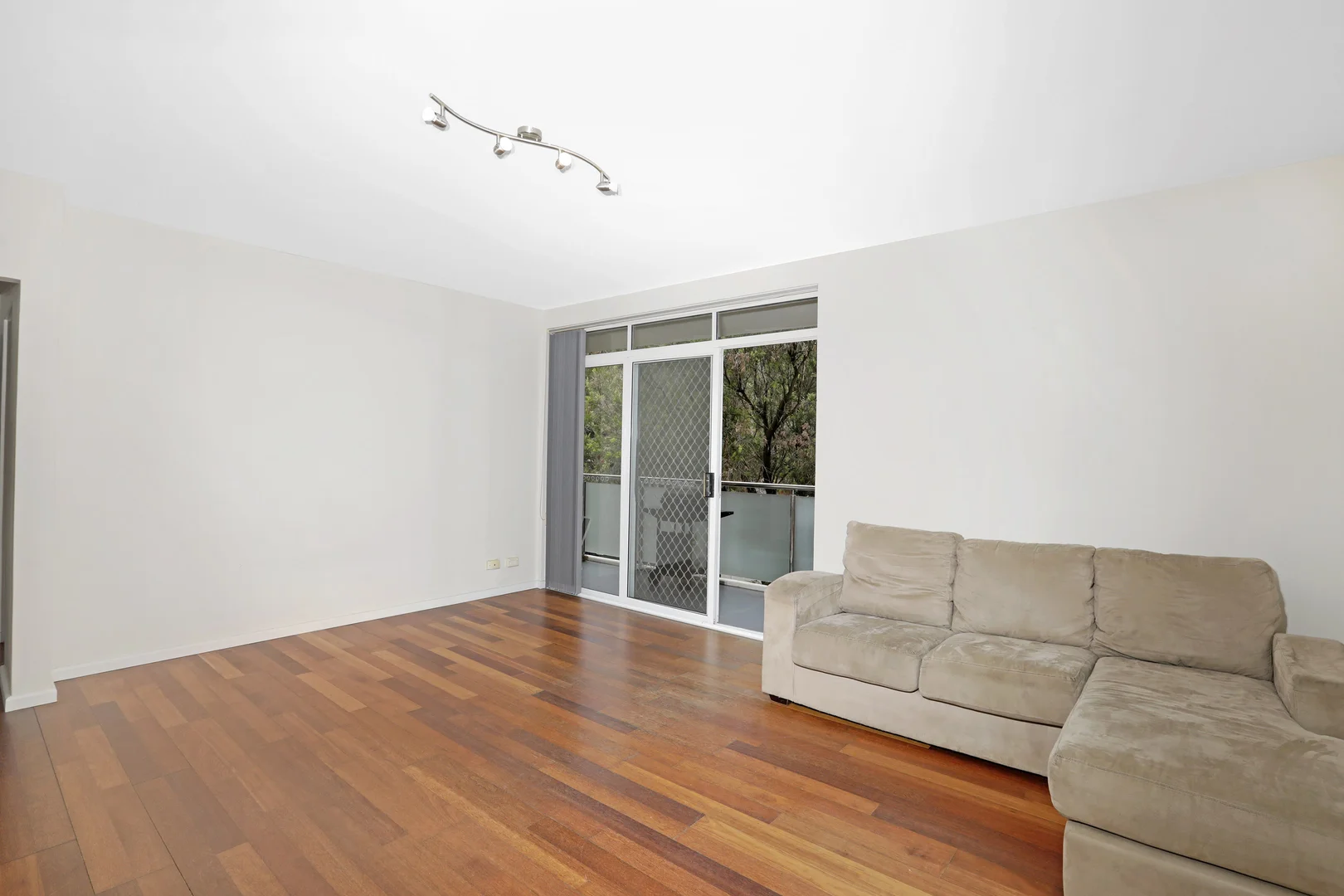 Additional image 2 of 2/18 Burke Road, Cronulla NSW 2230