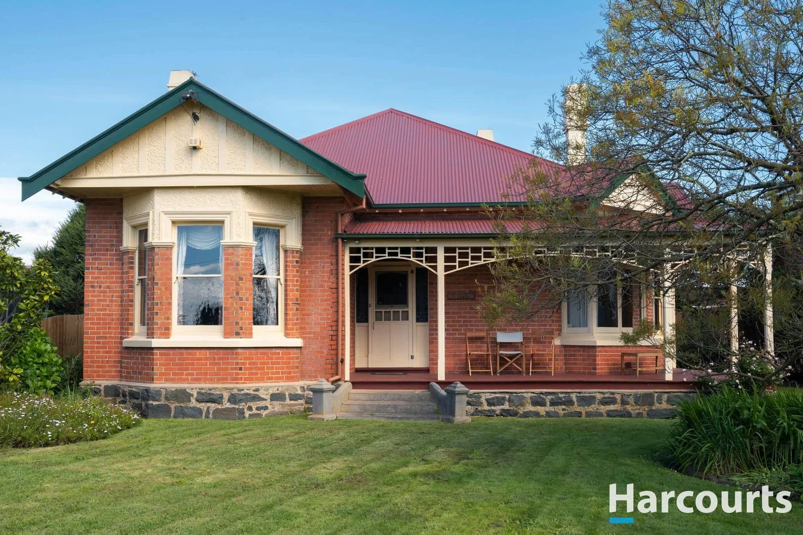 25 Victoria Parade, Devonport TAS 7310