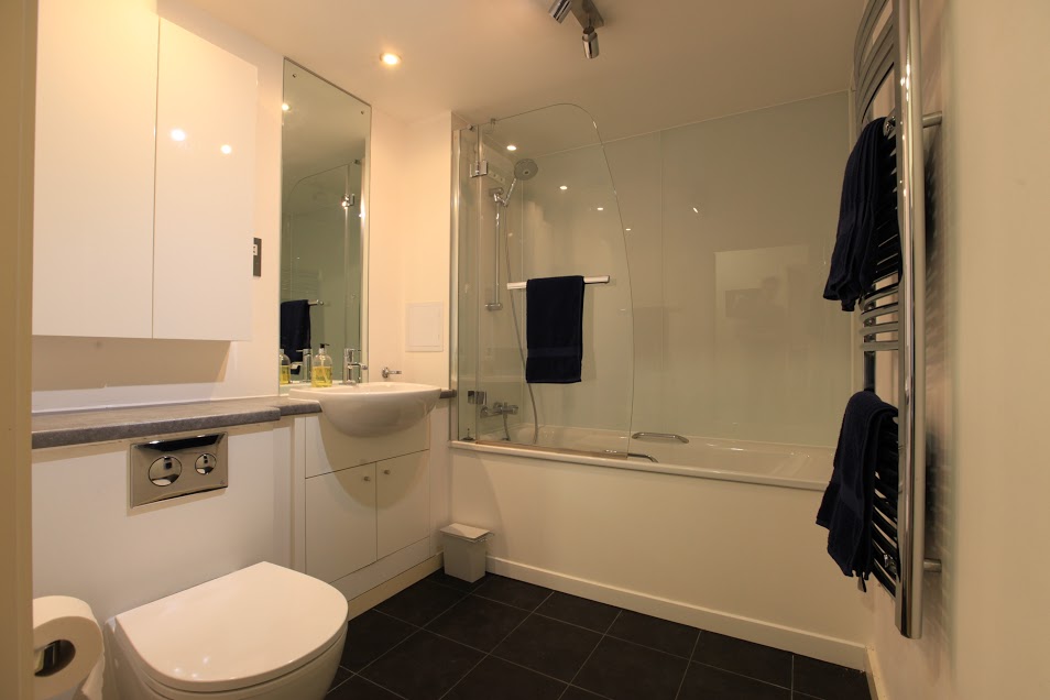 2 Bed Flat, City Road, EC1V, N1 7GU photo 5