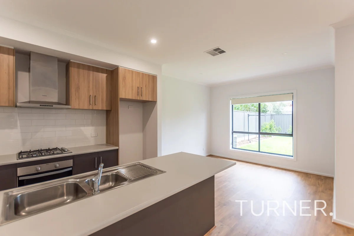 Additional image 3 of 43 Morton Road, Christie Downs SA 5164
