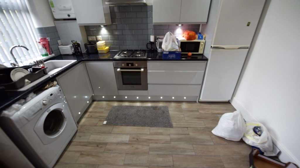 Additional image 3 of Room in a Shared House, Shafton Place, LS11, N1 7GU