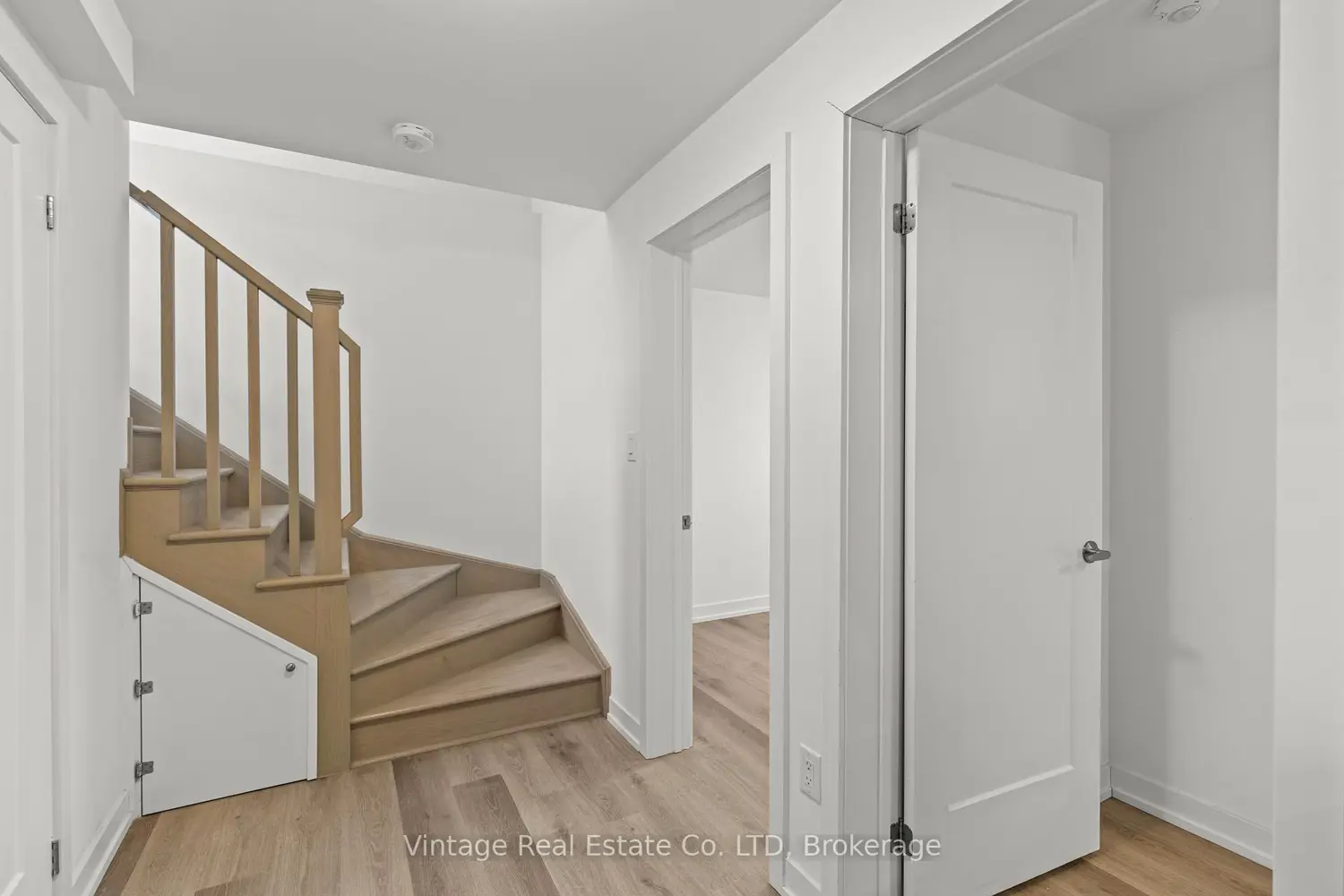 4263 Fourth Avenue 511 photo 5