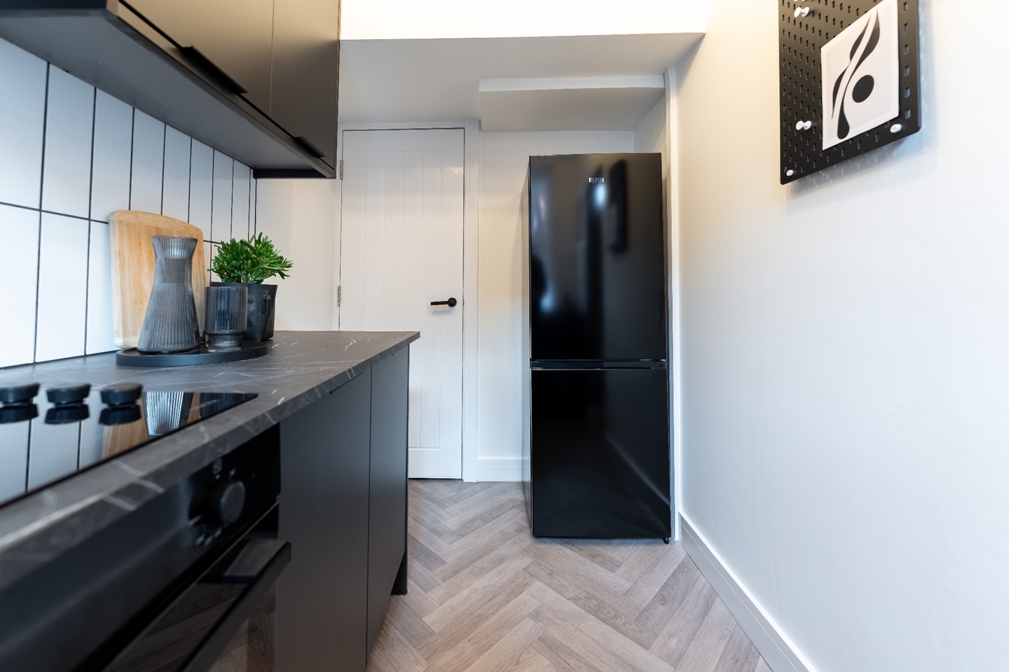 2 Bed Terraced House, Harold Mount, LS6, N1 7GU photo 4