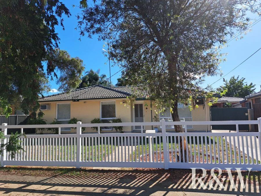 49 Roper Road, Colyton NSW 2760