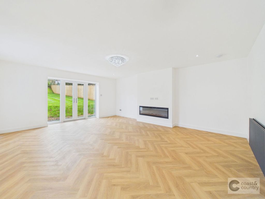 Additional image 2 of 4 bed bungalow for saleExeter Road, Kingsteignton TQ12