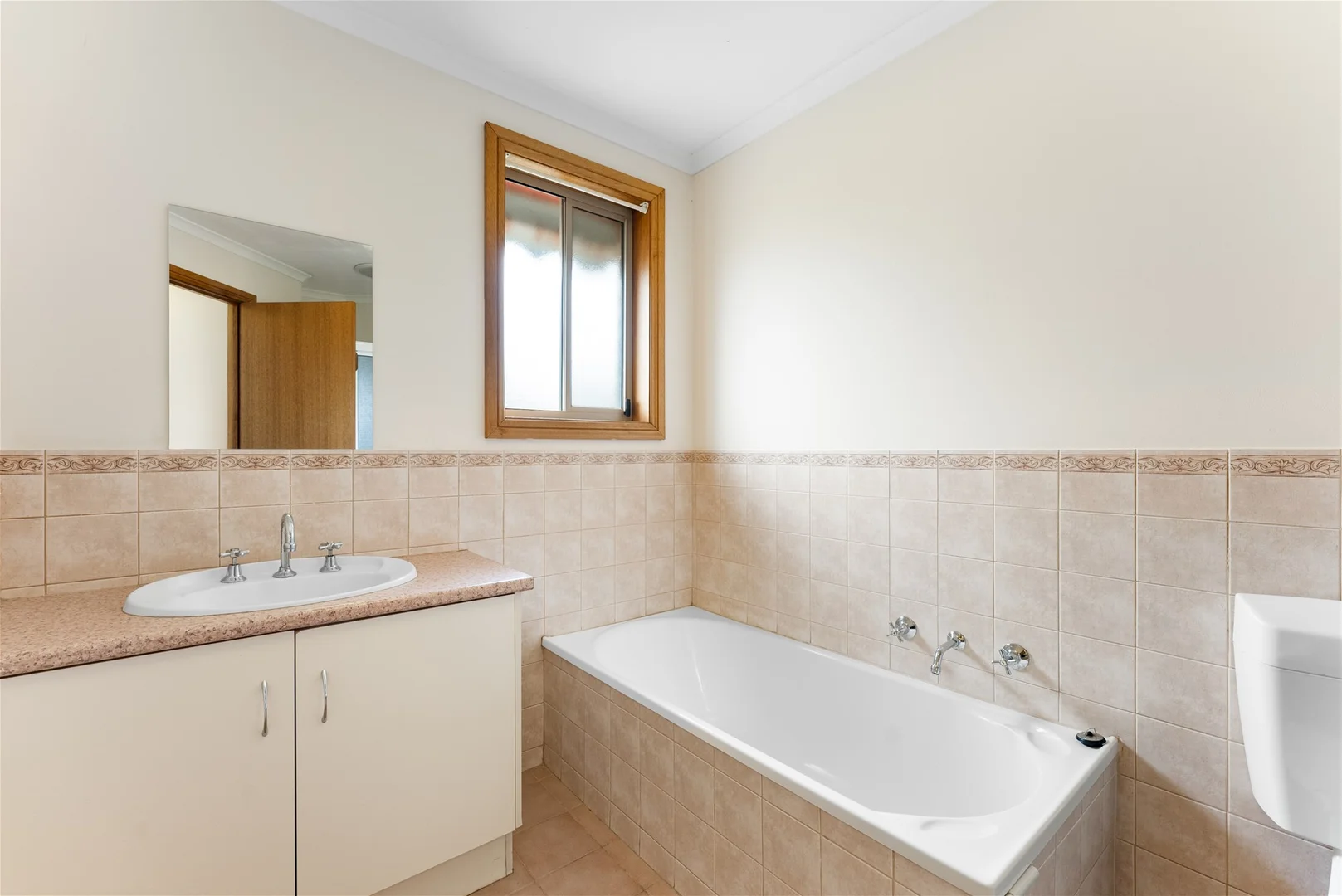 Additional image 8 of 3/8 Ivy Way, Para Hills West SA 5096