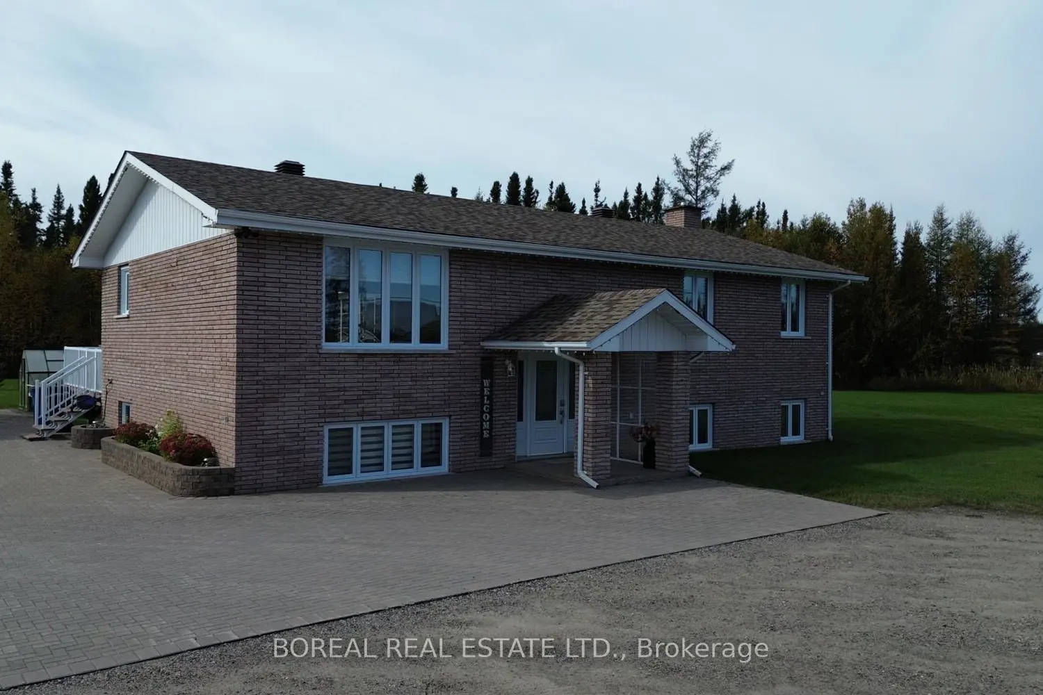 806 Hwy 652 photo 3
