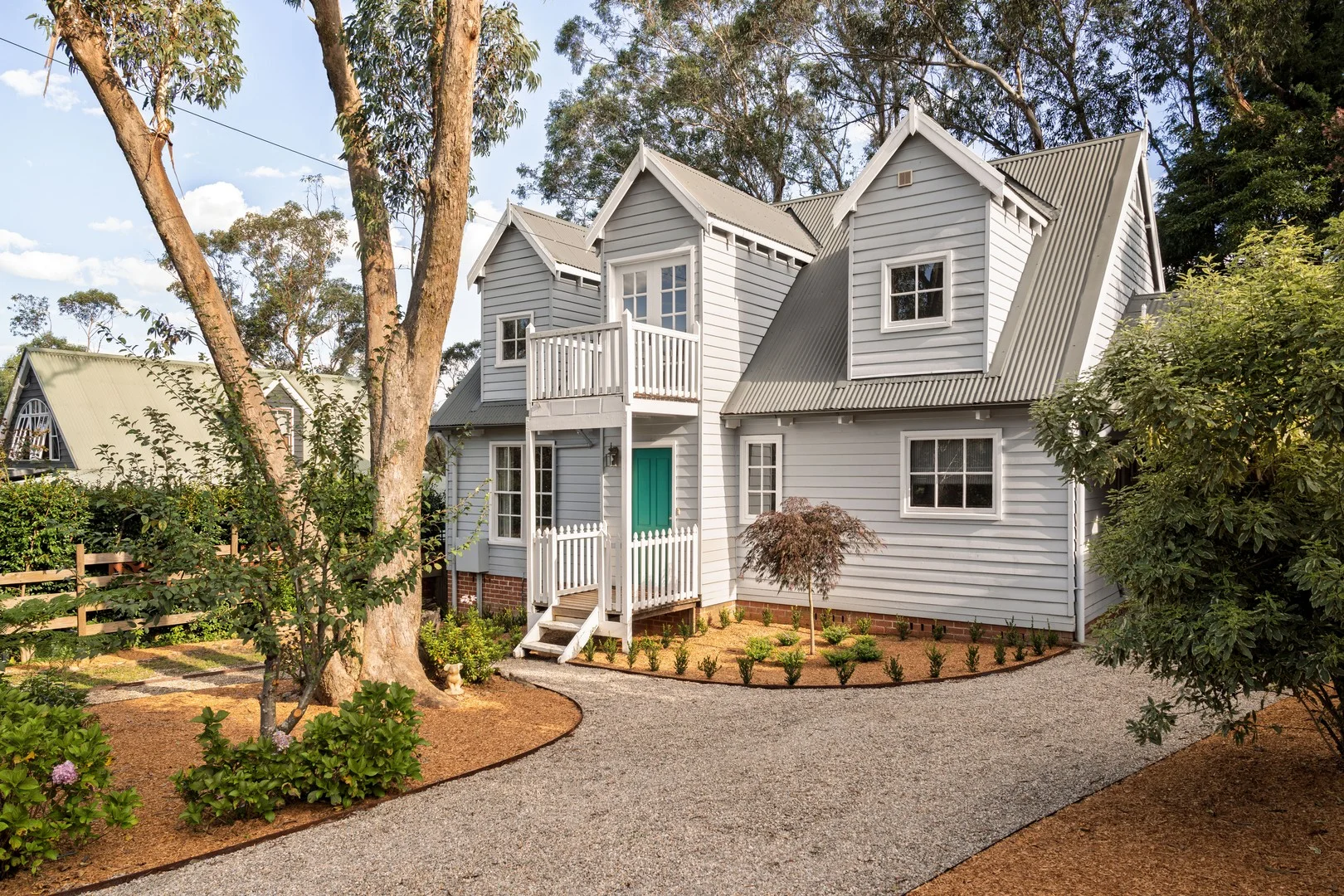 4 Backhouse Street, Wentworth Falls NSW 2782