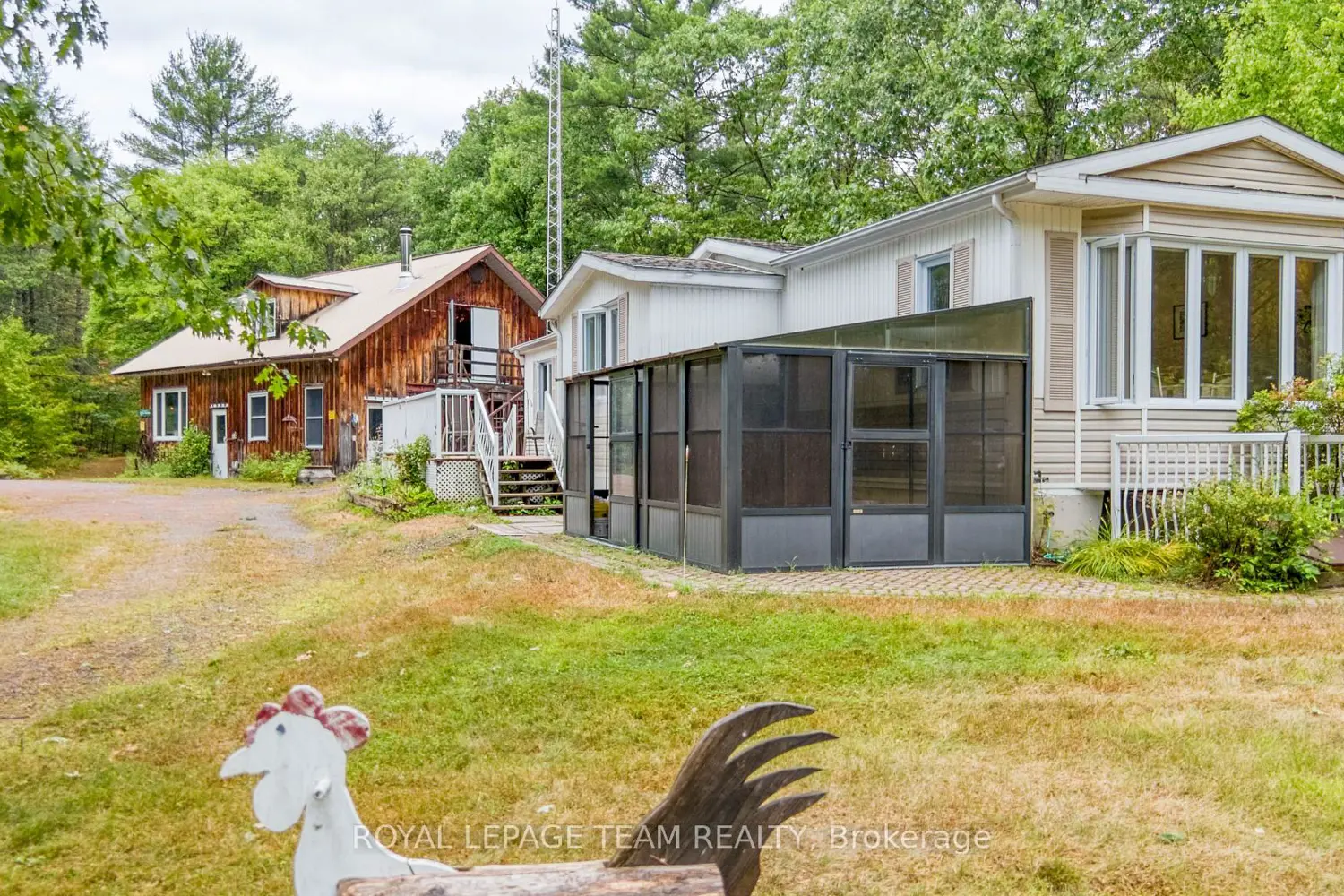 200 Smith Lane photo 3