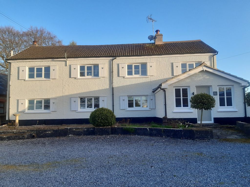 9 bed detached house for saleCrug Y Bar, Llanwrda, Carmarthenshire. SA19