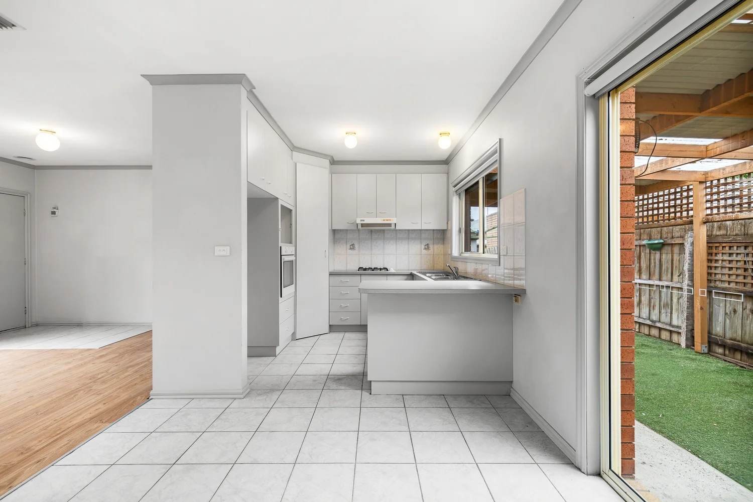 Additional image 5 of 3/53 Pecks Road, Sydenham VIC 3037