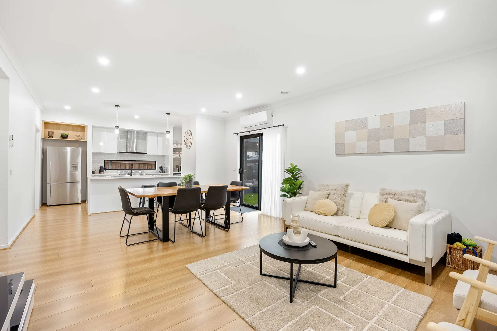 Additional image 4 of 1 Persano Way, Taylors Lakes VIC 3038