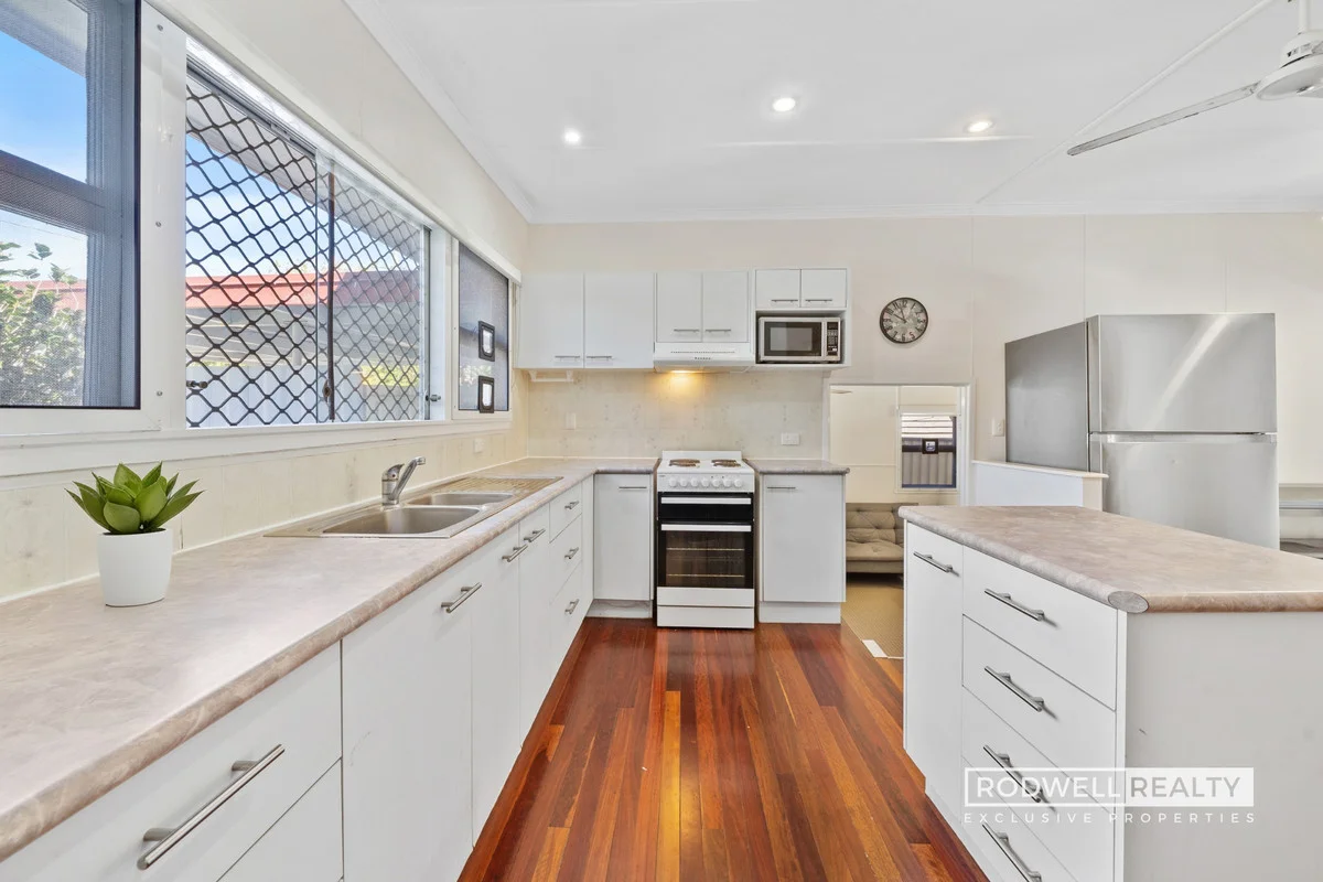 182 Glebe Road, Booval QLD 4304 photo 2