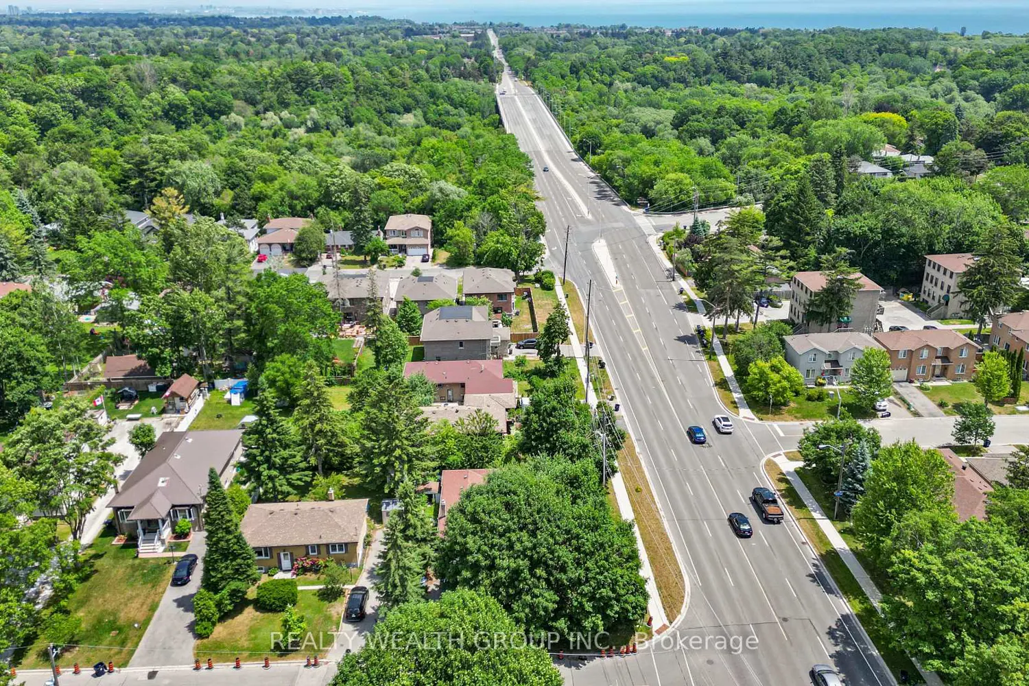 Additional image 7 of 4450 Lawrence Avenue