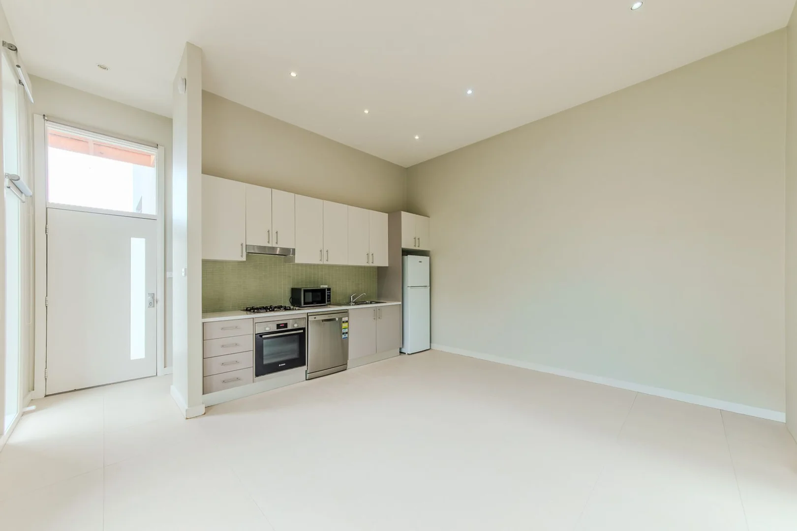 Additional image 3 of 10/2-4 Cassidy Street, Queanbeyan NSW 2620