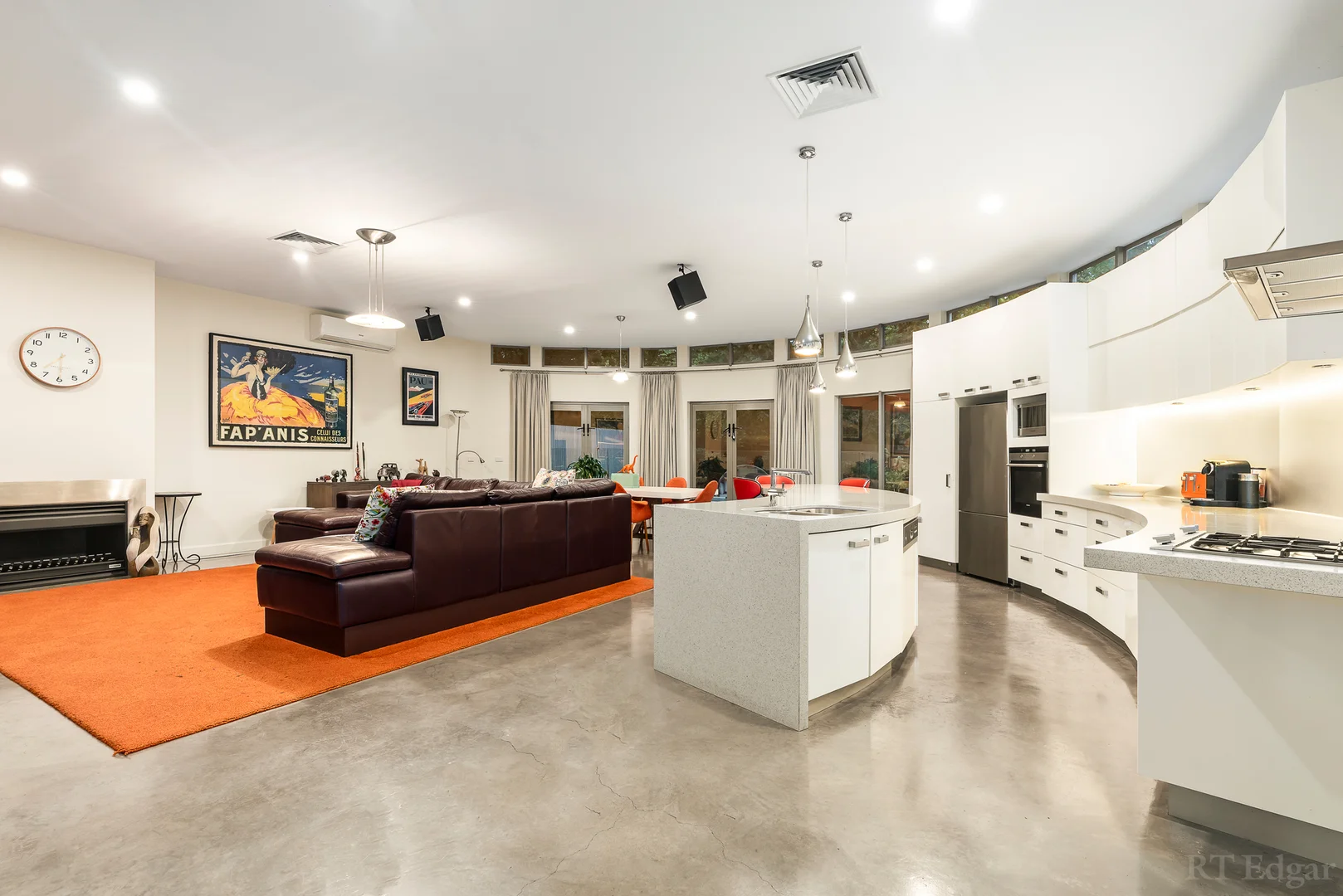 15 Van Ness Avenue, Glen Iris VIC 3146 photo 3