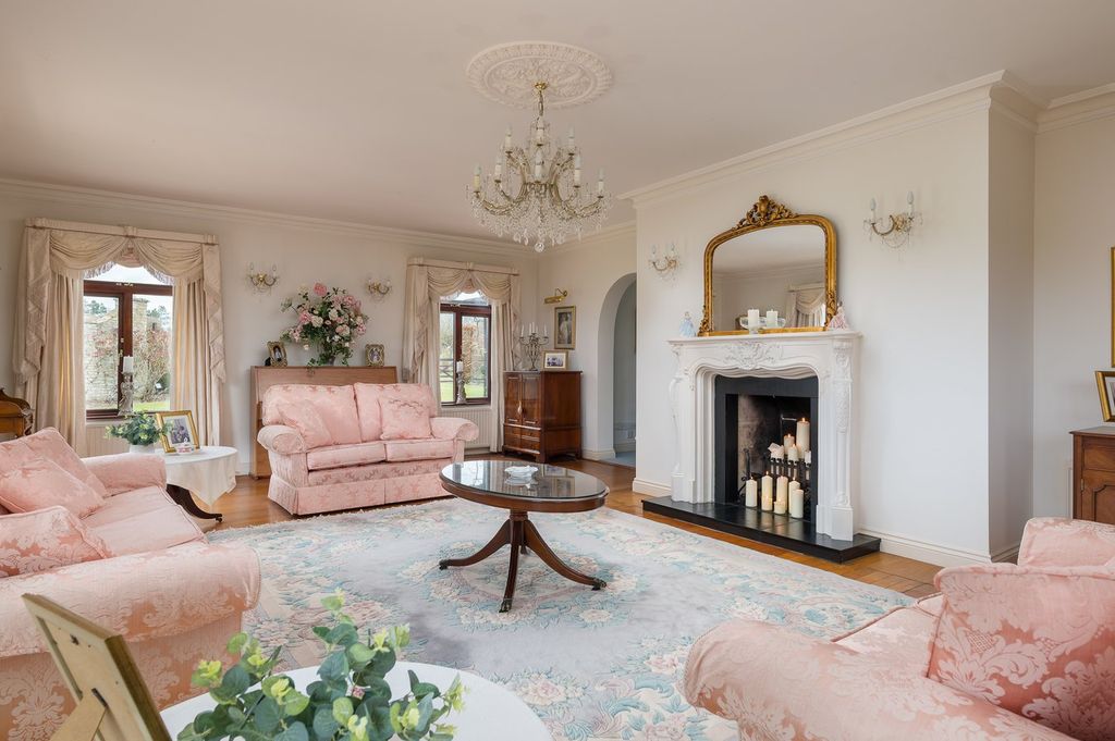 Additional image 6 of 5 bed detached house for saleWestfield Road, Oakley, Bedfordshire MK43