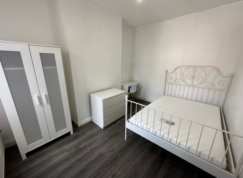 Room in a Shared House, Pembroke Street, M6, N1 7GU