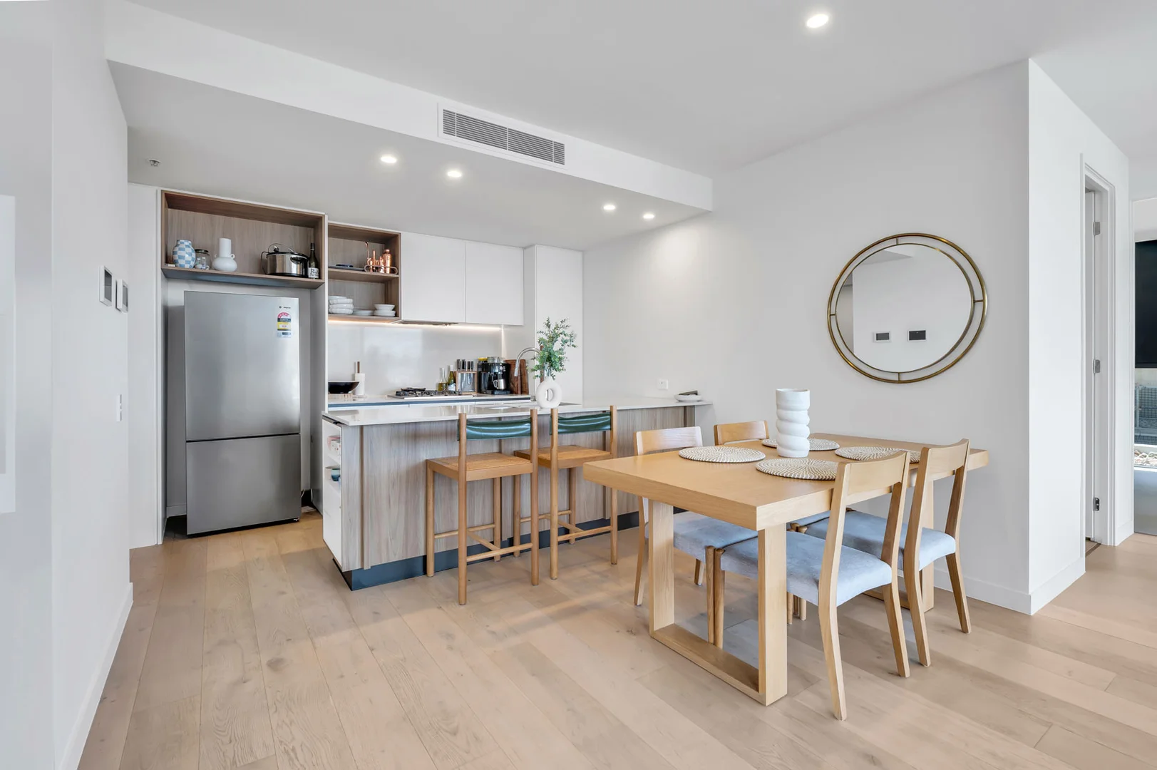 Additional image 6 of 304/43 Peerless Avenue, Mermaid Beach QLD 4218